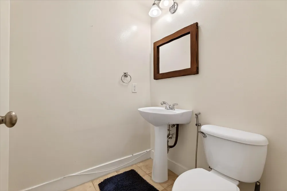 5055 Addison Circle #409 Addison, TX 75001