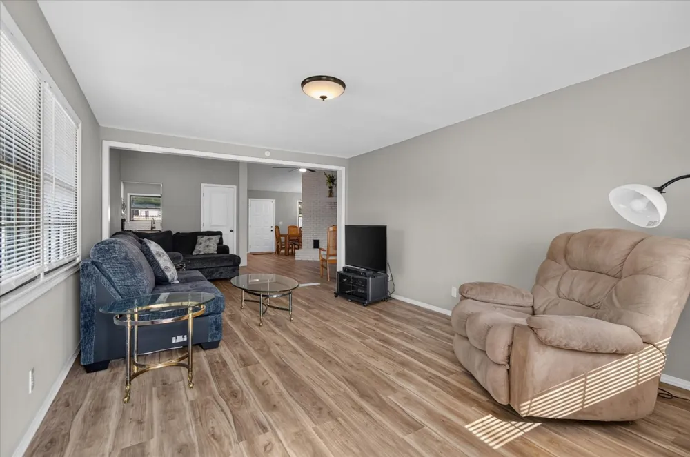 107 Mockingbird Bartlesville, OK 74003