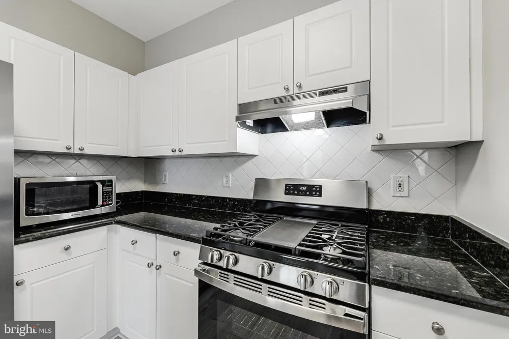 11355 ARISTOTLE DRIVE #8-208 Fairfax, VA 22030