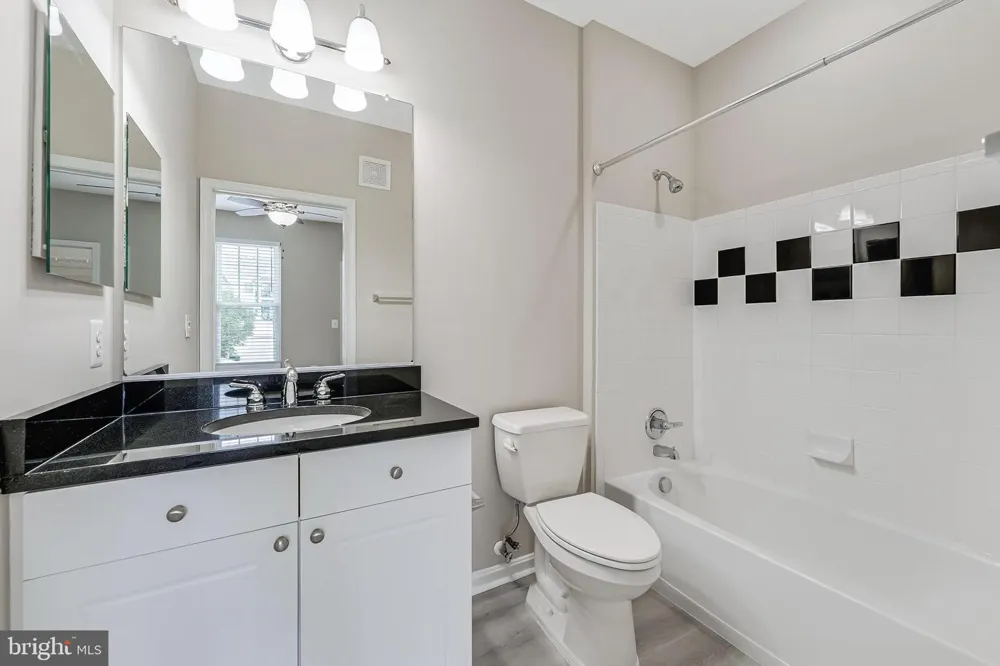11355 ARISTOTLE DRIVE #8-208 Fairfax, VA 22030