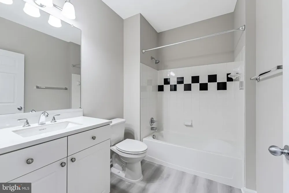 11355 ARISTOTLE DRIVE #8-208 Fairfax, VA 22030