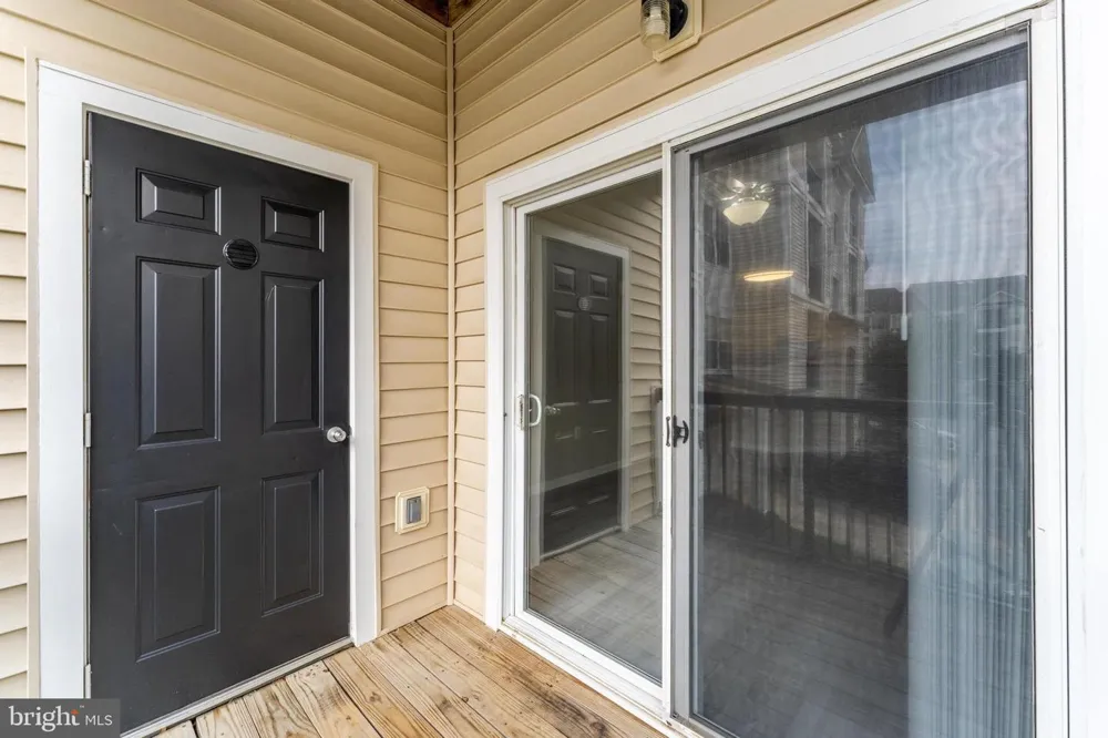 11355 ARISTOTLE DRIVE #8-208 Fairfax, VA 22030