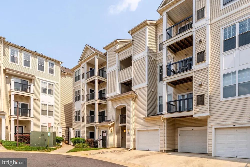 11355 ARISTOTLE DRIVE #8-208 Fairfax, VA 22030