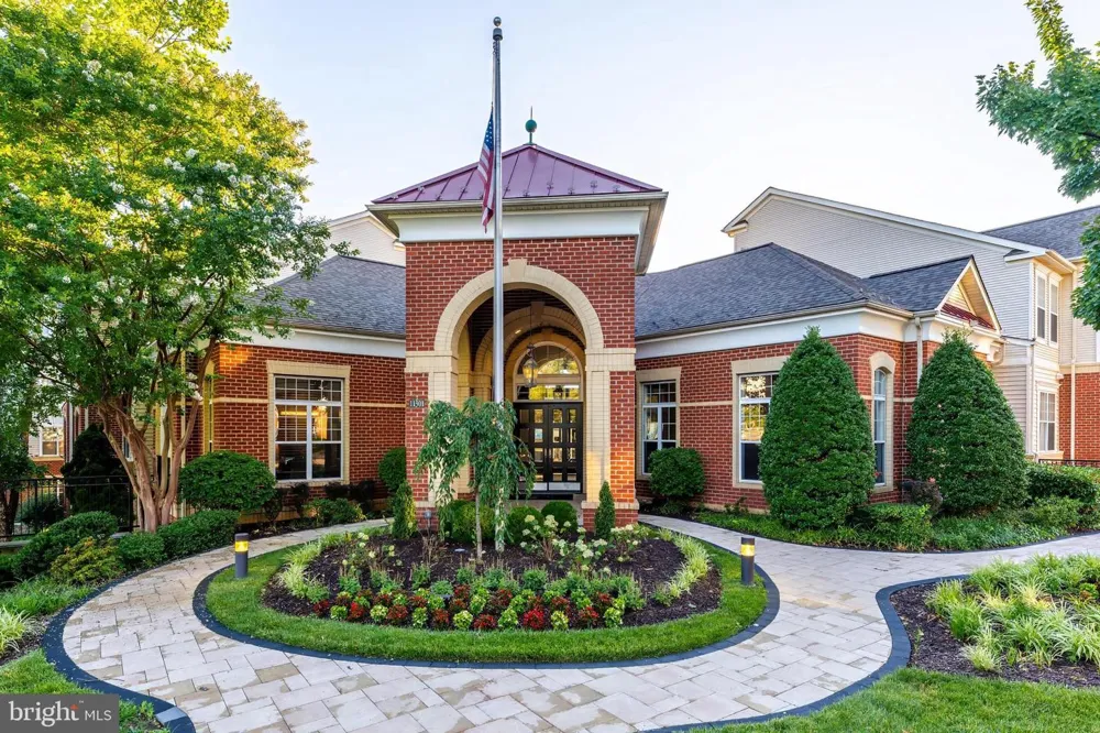 11355 ARISTOTLE DRIVE #8-208 Fairfax, VA 22030