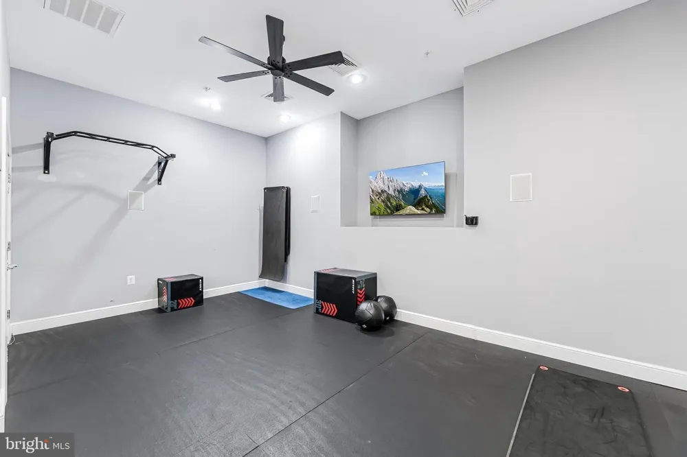 11355 ARISTOTLE DRIVE #8-208 Fairfax, VA 22030