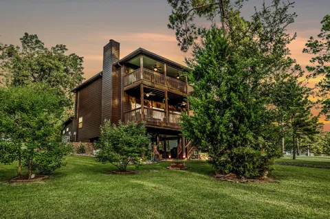48 Hillsborough Drive