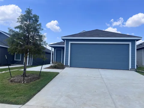 3916 Superior Place