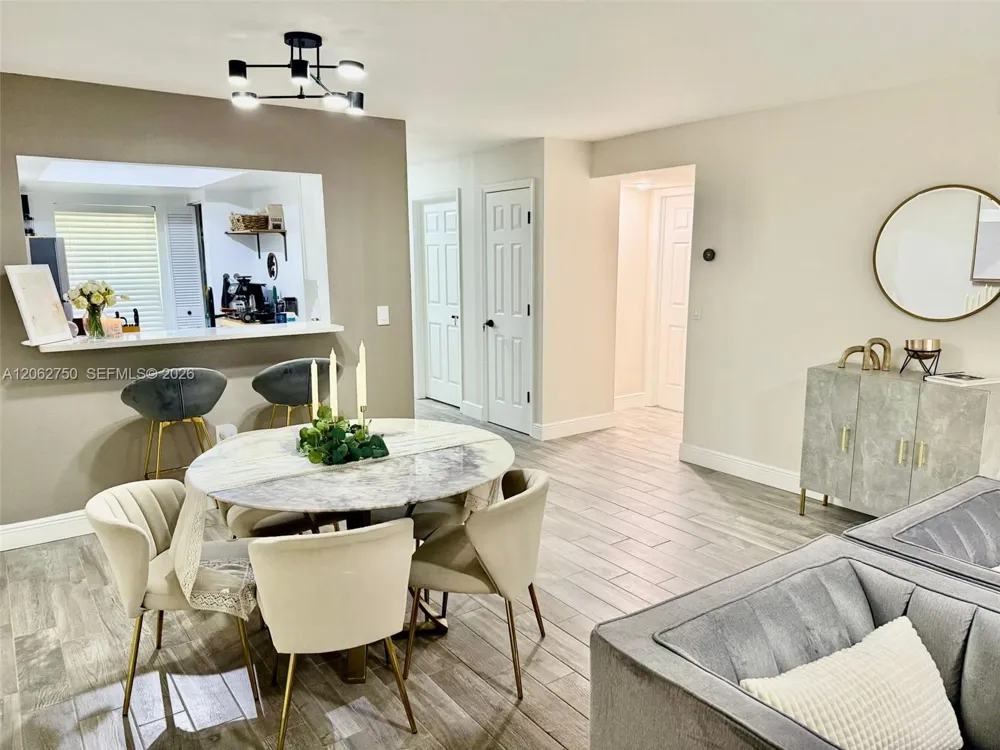 300 Promenade Dr #105 Other City - In The State Of Florida, FL 34698