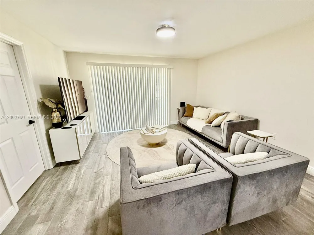 300 Promenade Dr #105 Other City - In The State Of Florida, FL 34698
