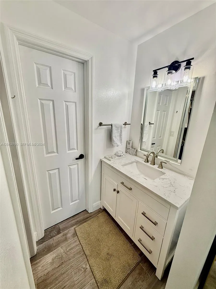 300 Promenade Dr #105 Other City - In The State Of Florida, FL 34698