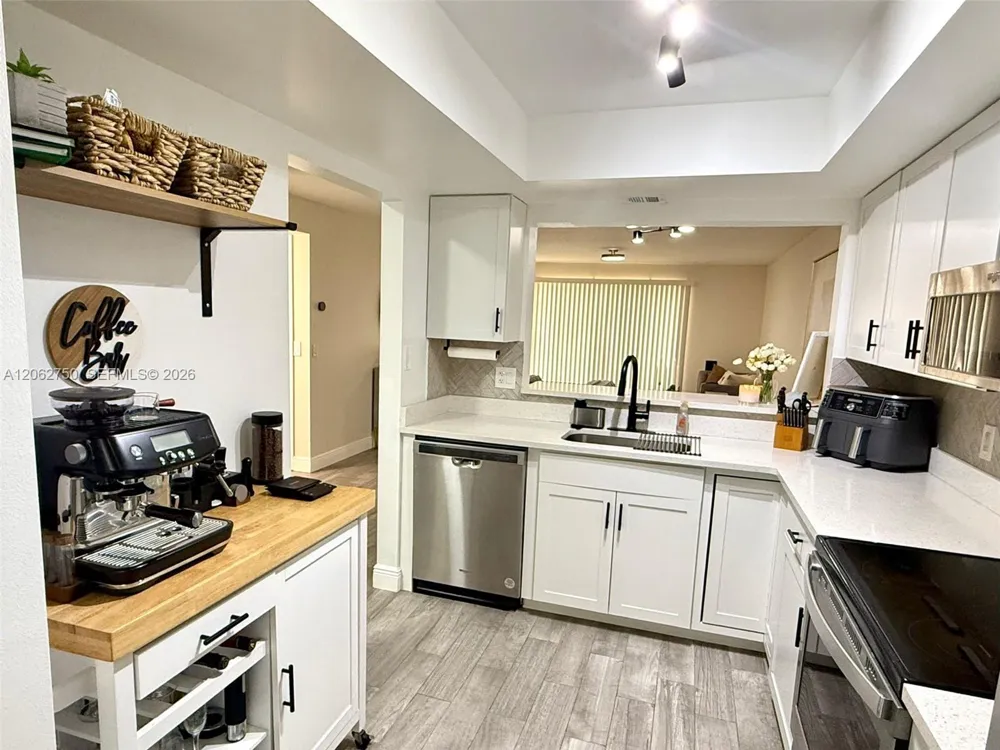 300 Promenade Dr #105 Other City - In The State Of Florida, FL 34698