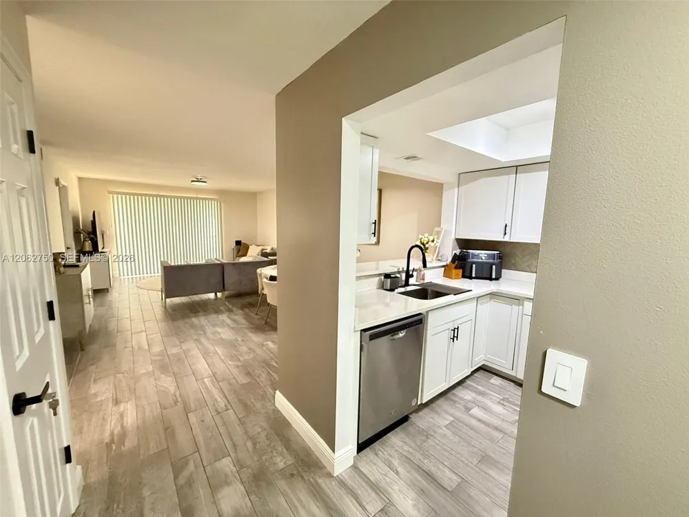 300 Promenade Dr #105 Other City - In The State Of Florida, FL 34698