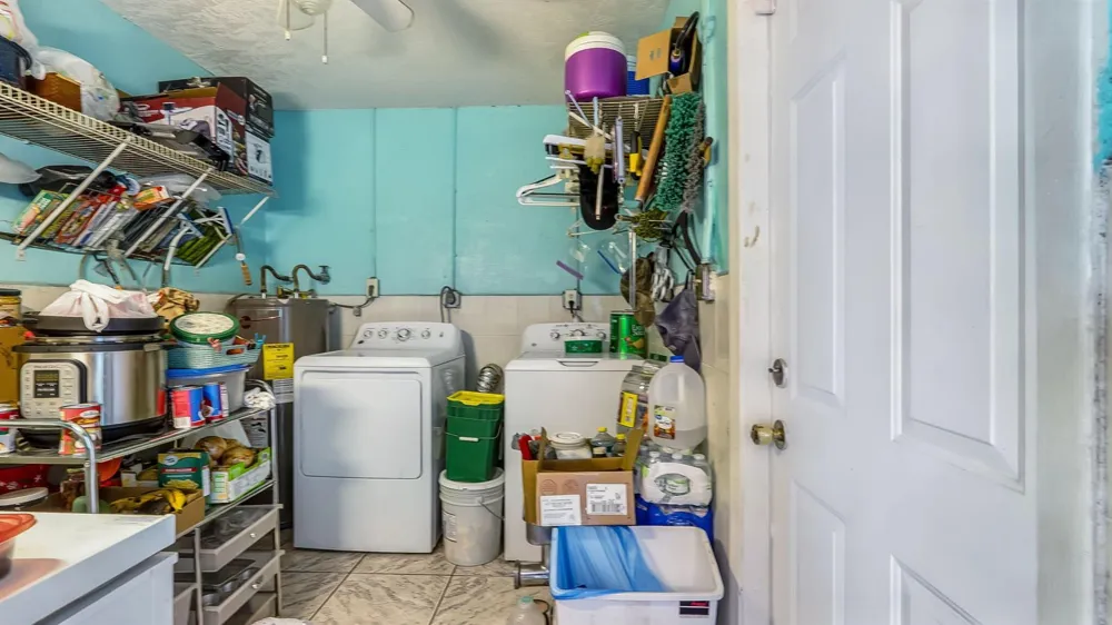 1048 WHITAKER ROAD Belle Glade, FL 33430