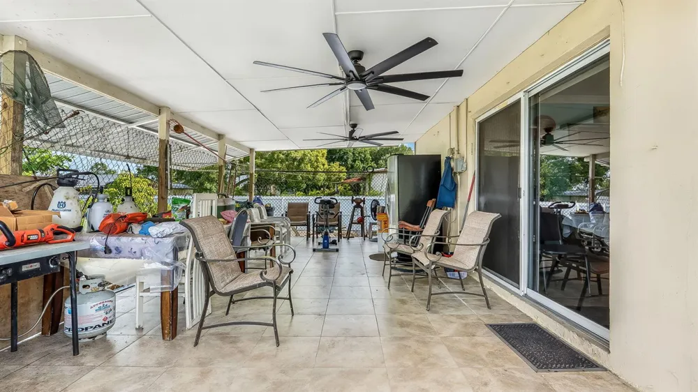 1048 WHITAKER ROAD Belle Glade, FL 33430