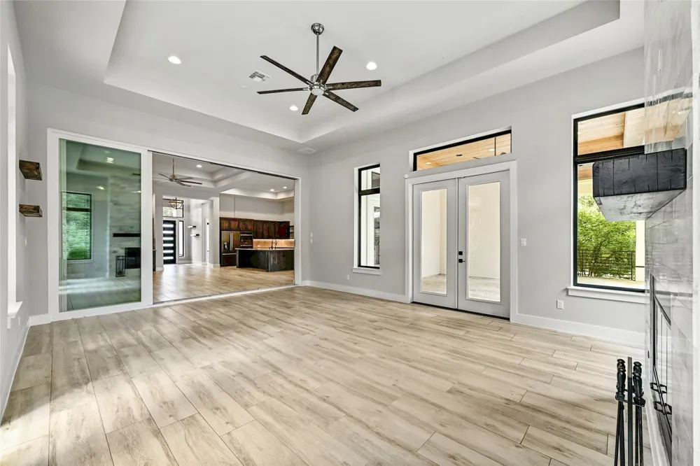 1121 Covered Bridge Drive Driftwood, TX 78619