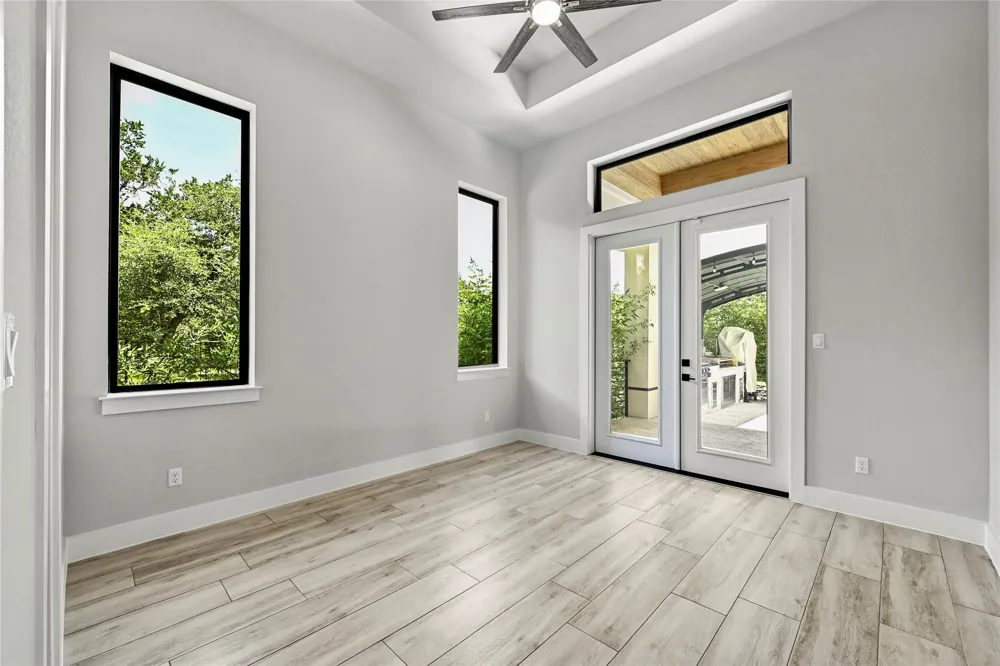1121 Covered Bridge Drive Driftwood, TX 78619
