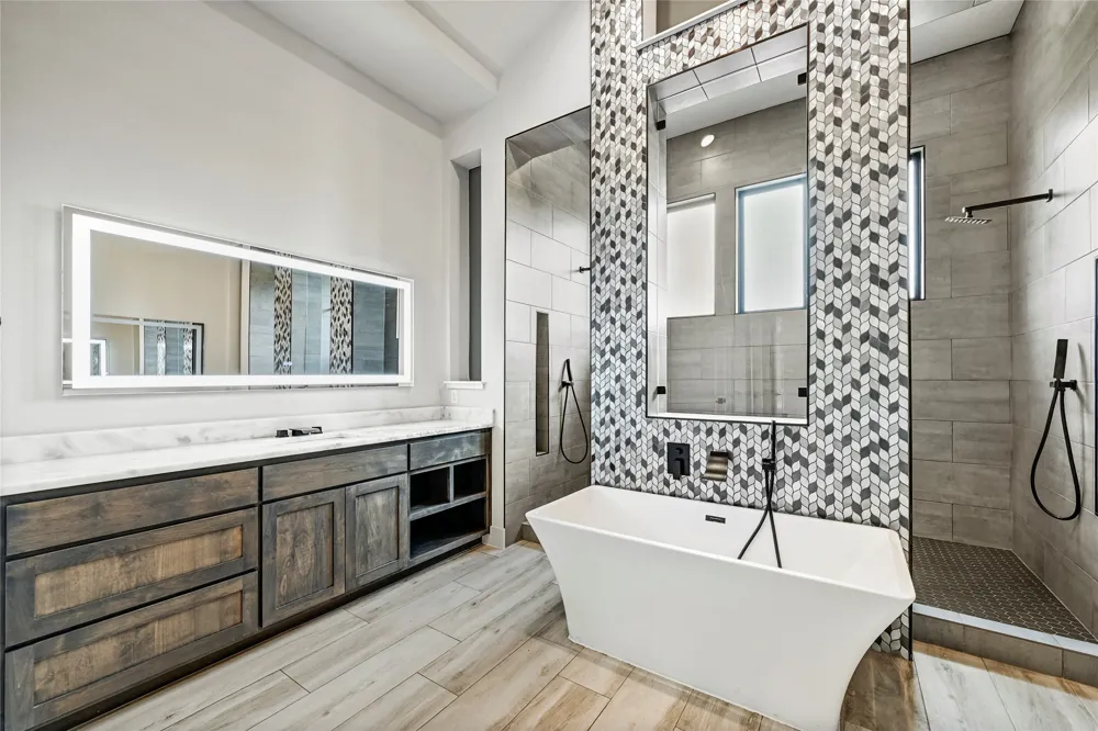 1121 Covered Bridge Drive Driftwood, TX 78619