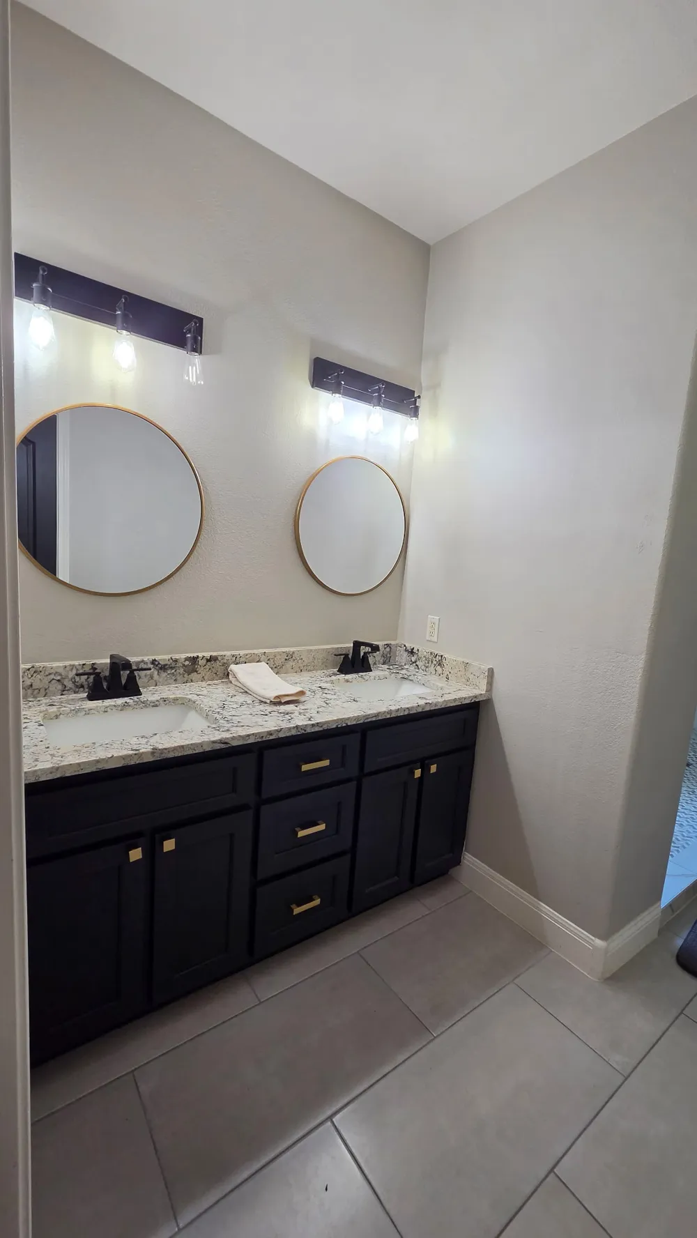 125 Rose Mayer Loop La Grange, TX 78945