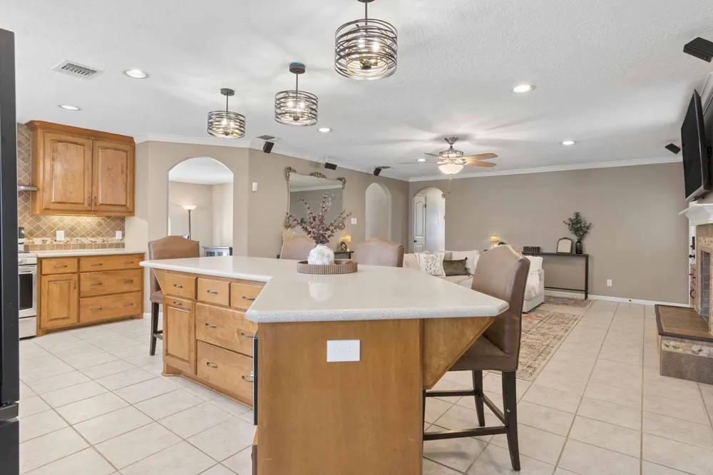 2418 Lufkin Lane Deer Park, TX 77536