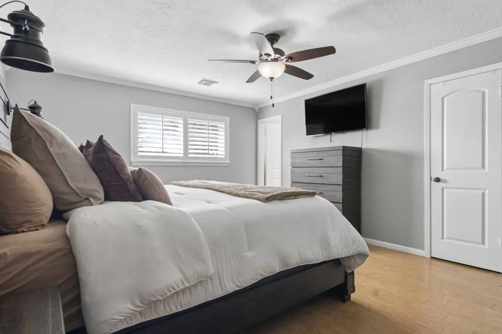 2418 Lufkin Lane Deer Park, TX 77536