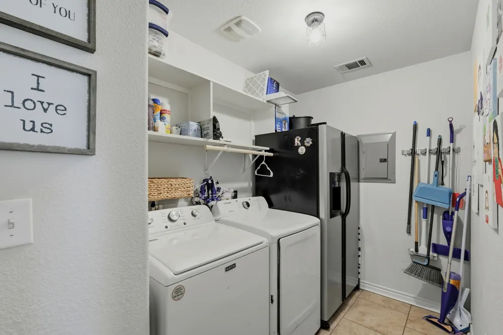 1893 County Road 306 Rockdale, TX 76567