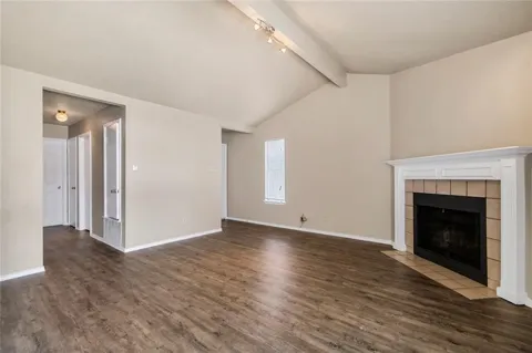 1220 Orchard Park Circle