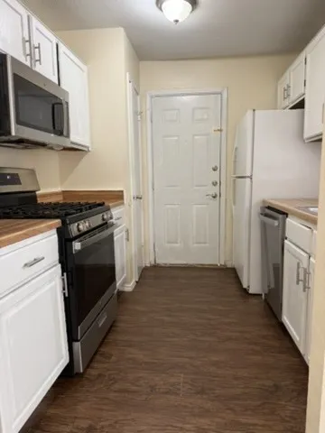 1220 Orchard Park Circle Pflugerville, TX 78660