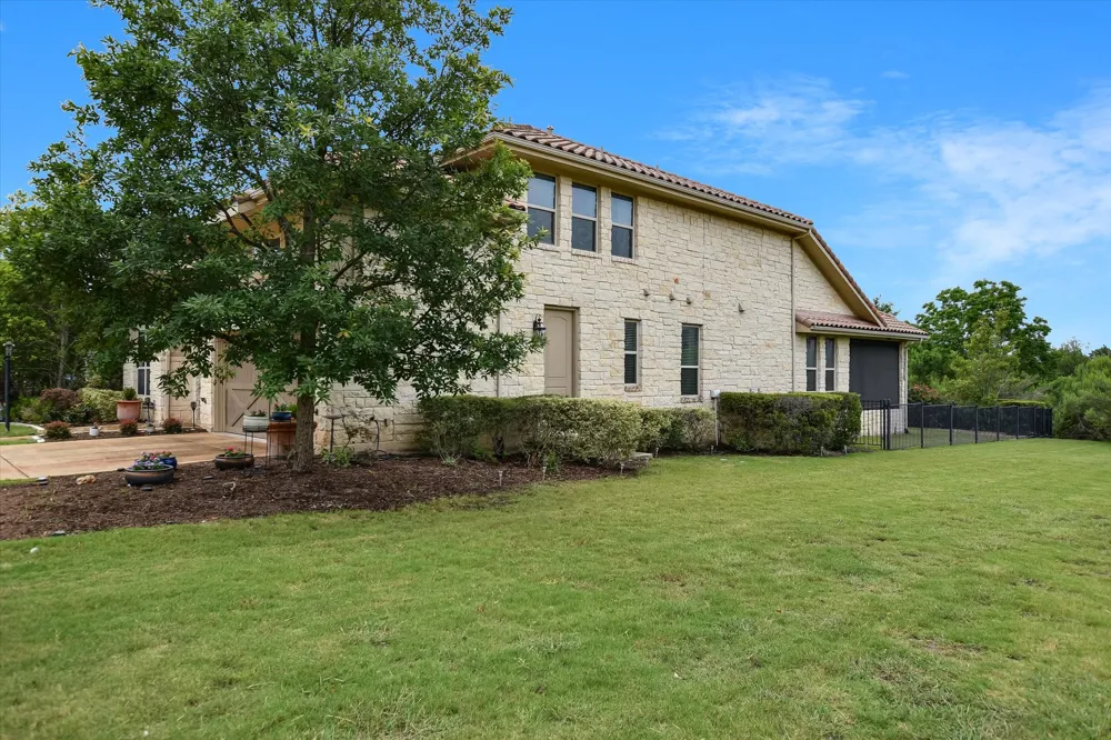 116 Blue Clearing Way Austin, TX 78738