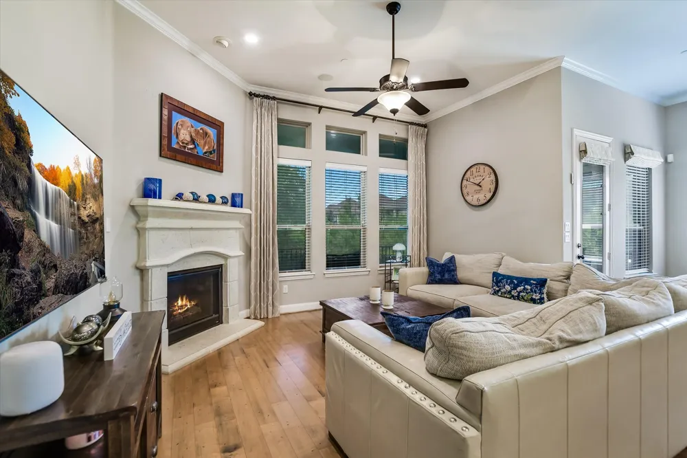 116 Blue Clearing Way Austin, TX 78738