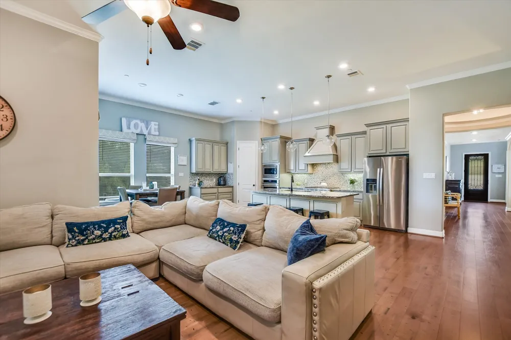 116 Blue Clearing Way Austin, TX 78738