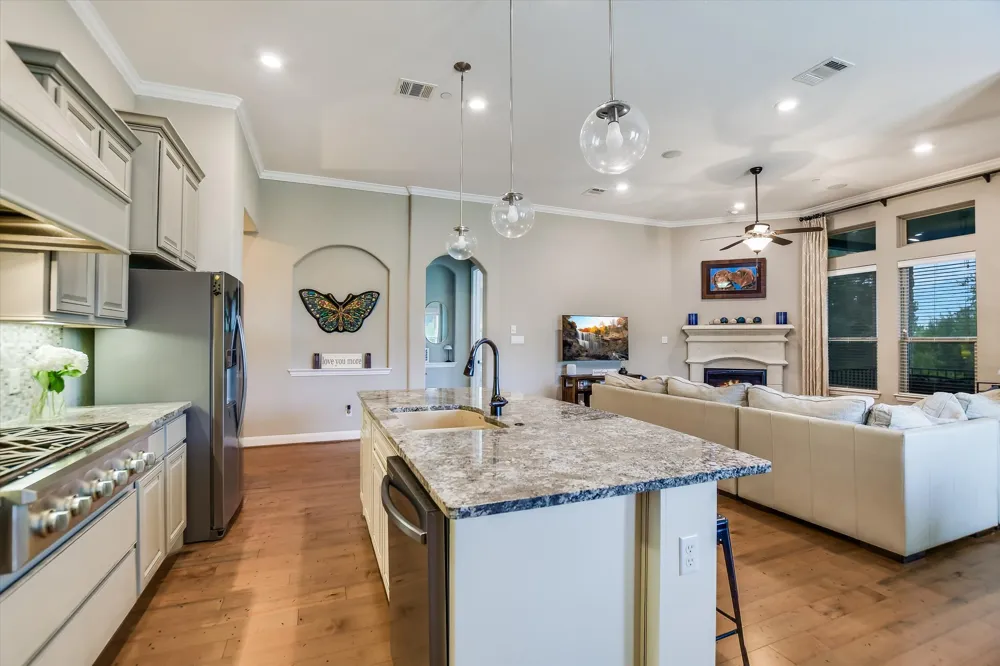 116 Blue Clearing Way Austin, TX 78738