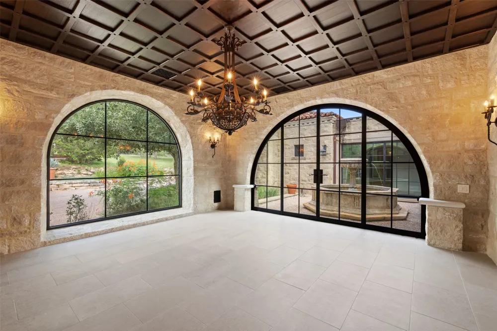 201 S Angel Light Drive Spicewood, TX 78669