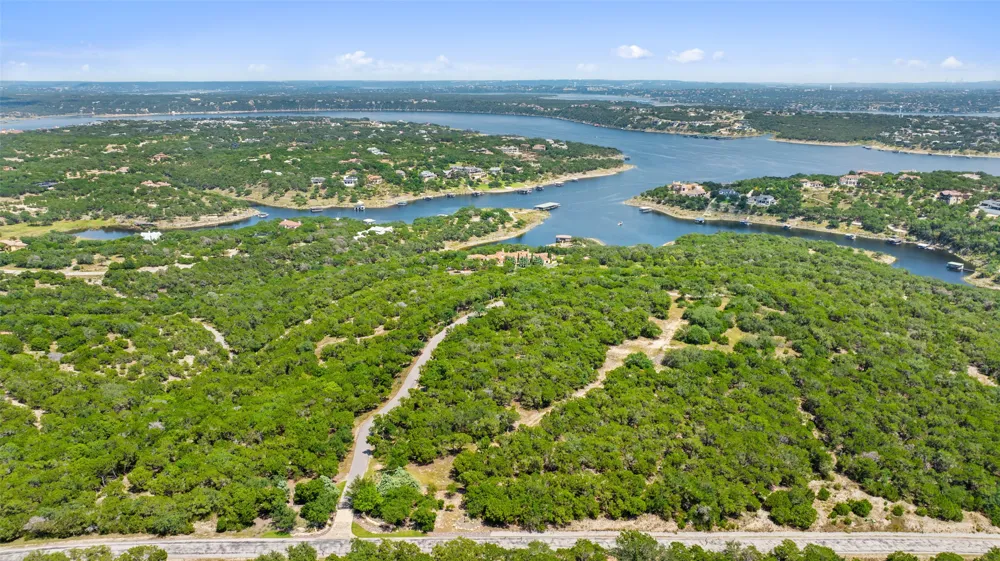 201 S Angel Light Drive Spicewood, TX 78669