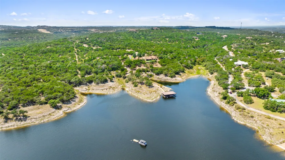 201 S Angel Light Drive Spicewood, TX 78669