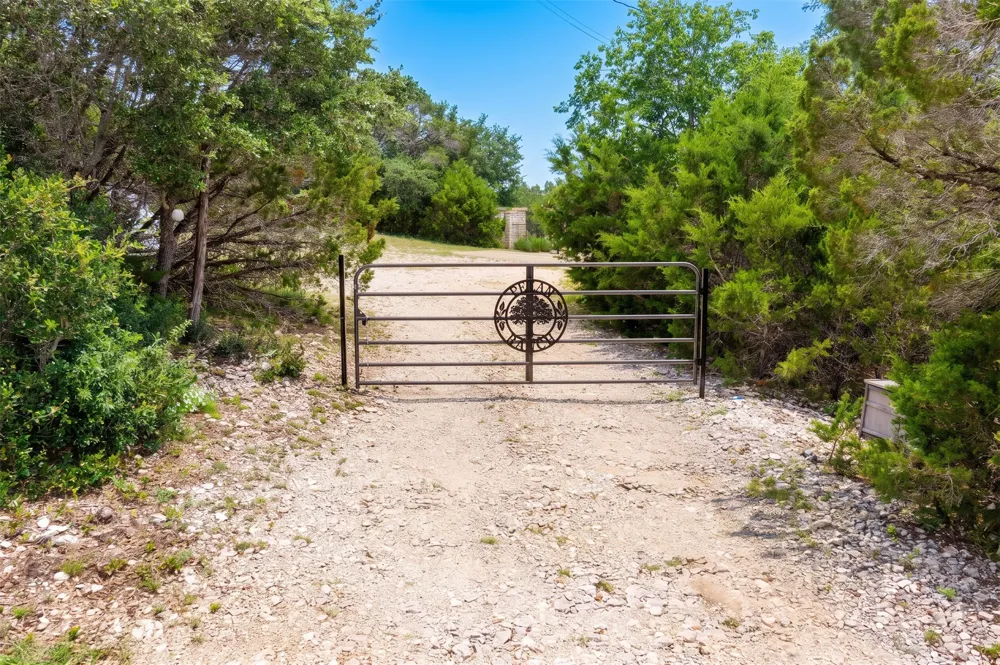 30 Pecan 2 Florence, TX 76527