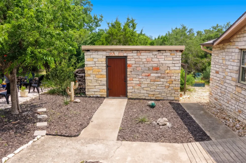 30 Pecan 2 Florence, TX 76527