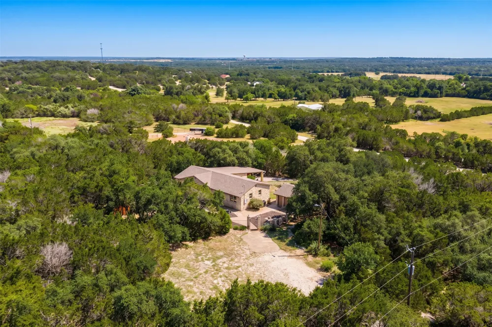 30 Pecan 2 Florence, TX 76527