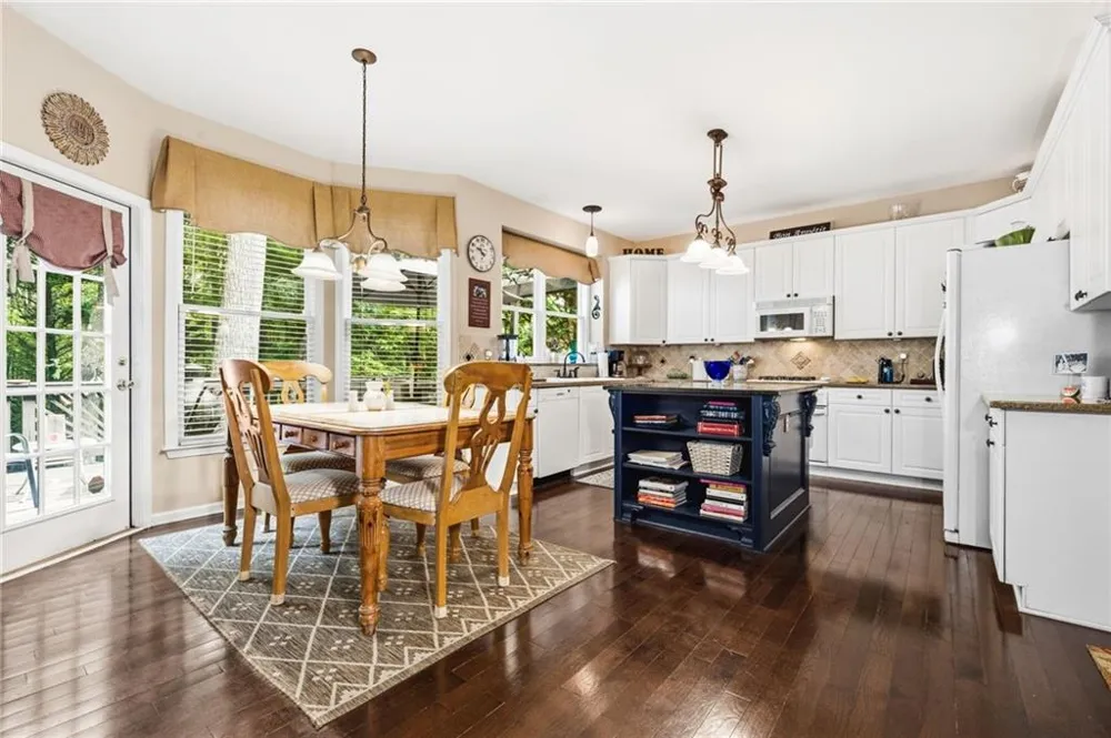 540 Sheringham Lane Alpharetta, GA 30005