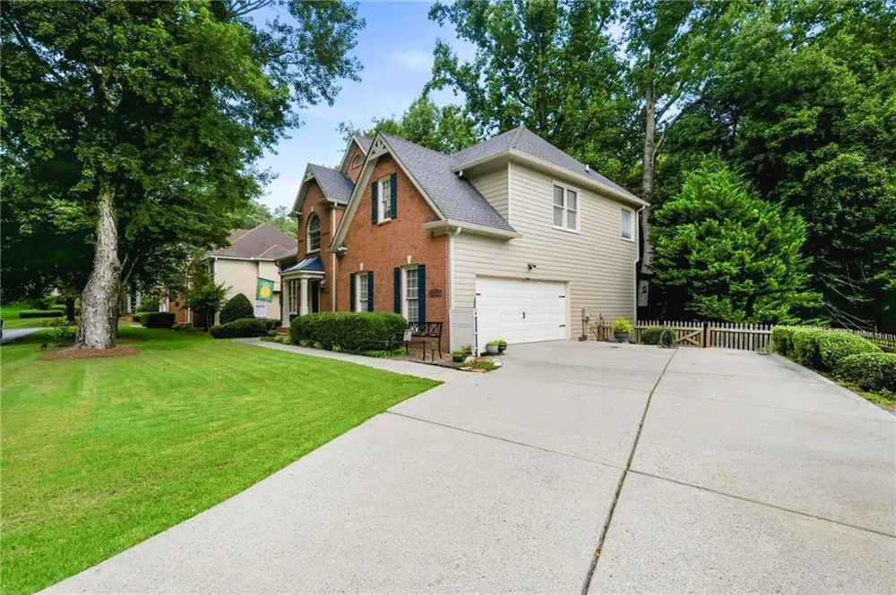 540 Sheringham Lane Alpharetta, GA 30005