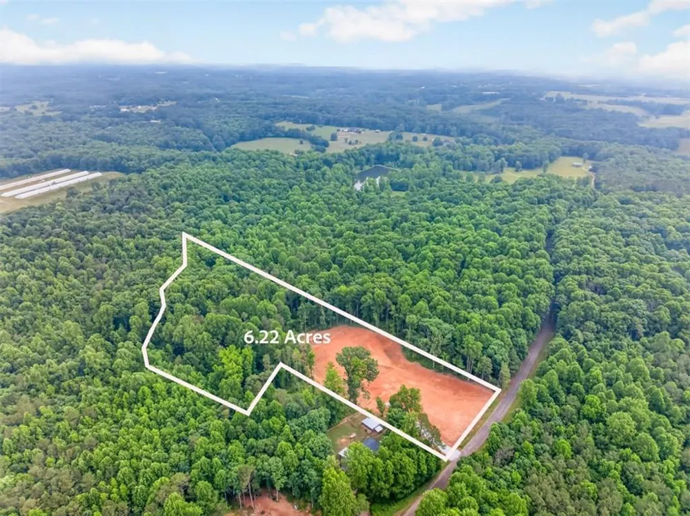 135 Jarrett Lane Gillsville, GA 30543