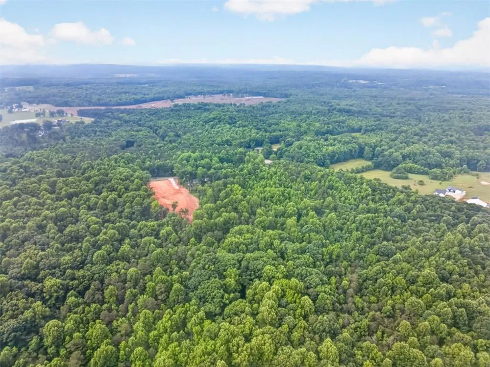 135 Jarrett Lane Gillsville, GA 30543