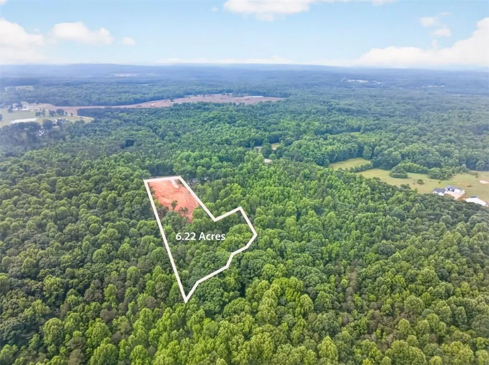 135 Jarrett Lane Gillsville, GA 30543