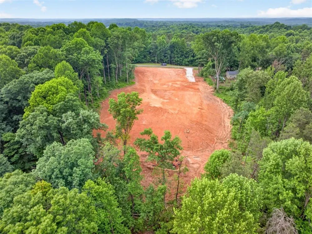 135 Jarrett Lane Gillsville, GA 30543