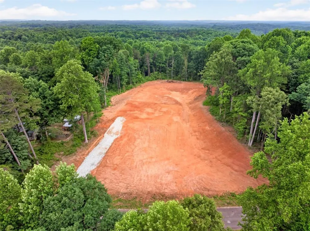 135 Jarrett Lane Gillsville, GA 30543