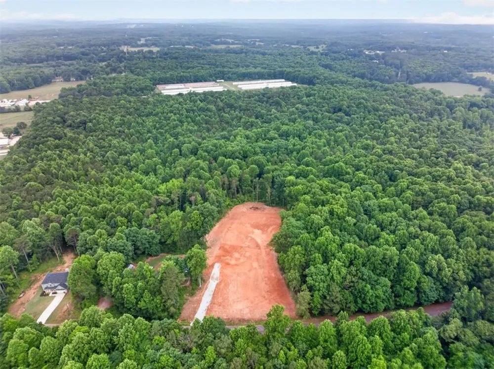 135 Jarrett Lane Gillsville, GA 30543