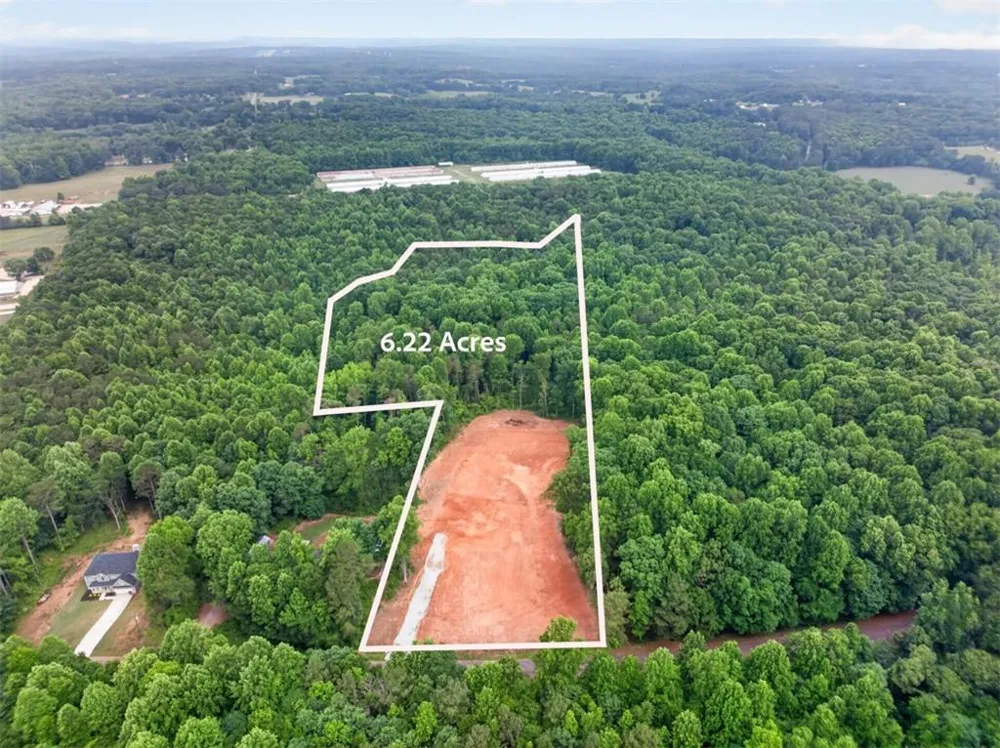 135 Jarrett Lane Gillsville, GA 30543