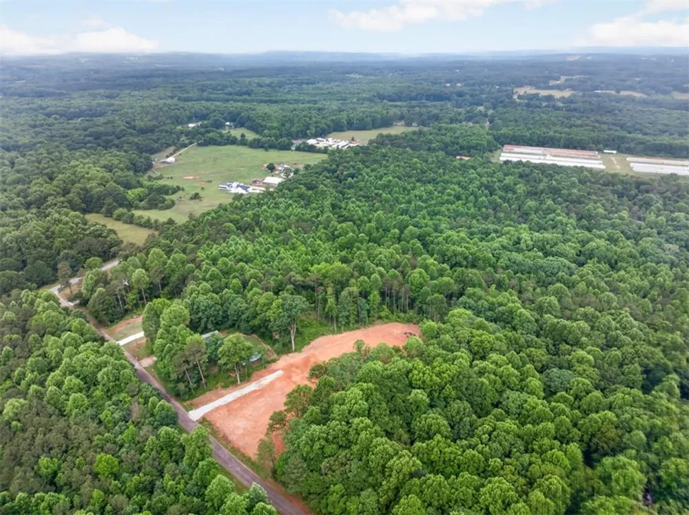 135 Jarrett Lane Gillsville, GA 30543