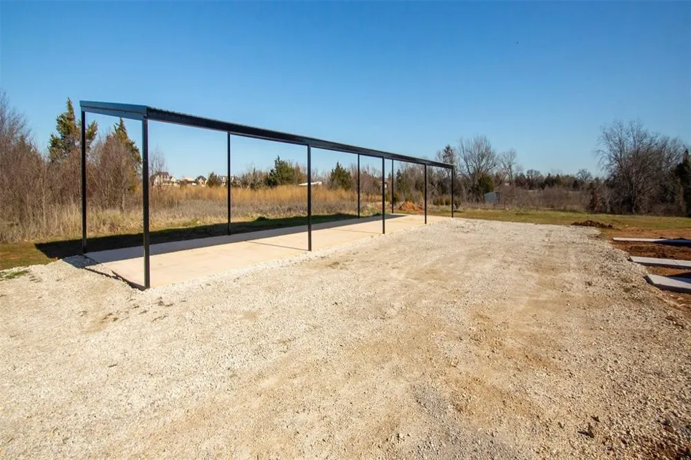 20494 US Highway 377 #A Whitesboro, TX 76273