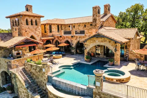 113 La Posada