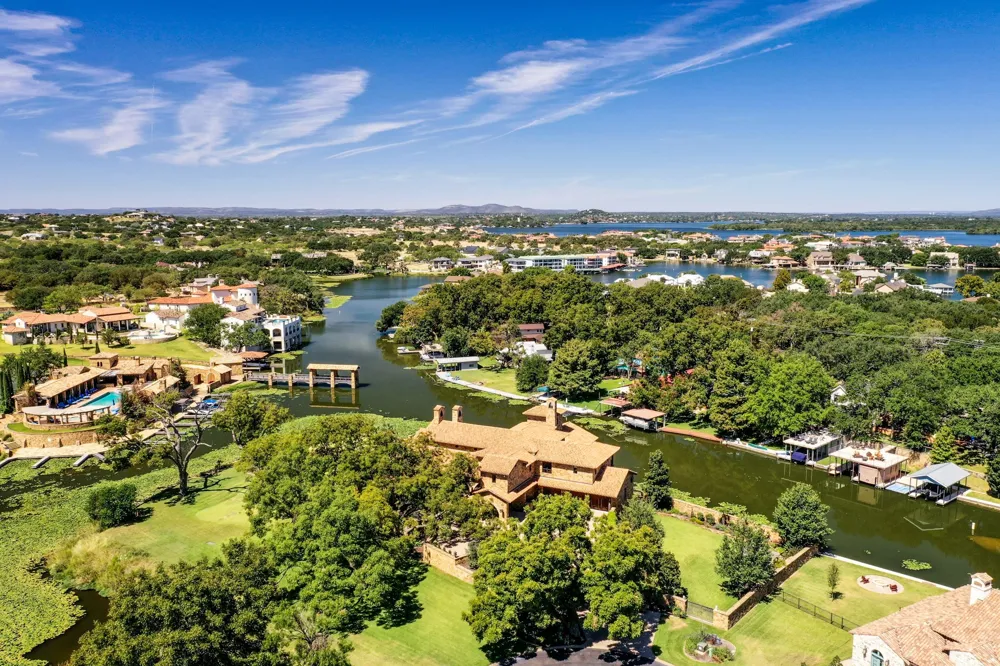 113 La Posada Horseshoe Bay, TX 78657